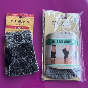 Set of Workout Socks/Gloves NWT
